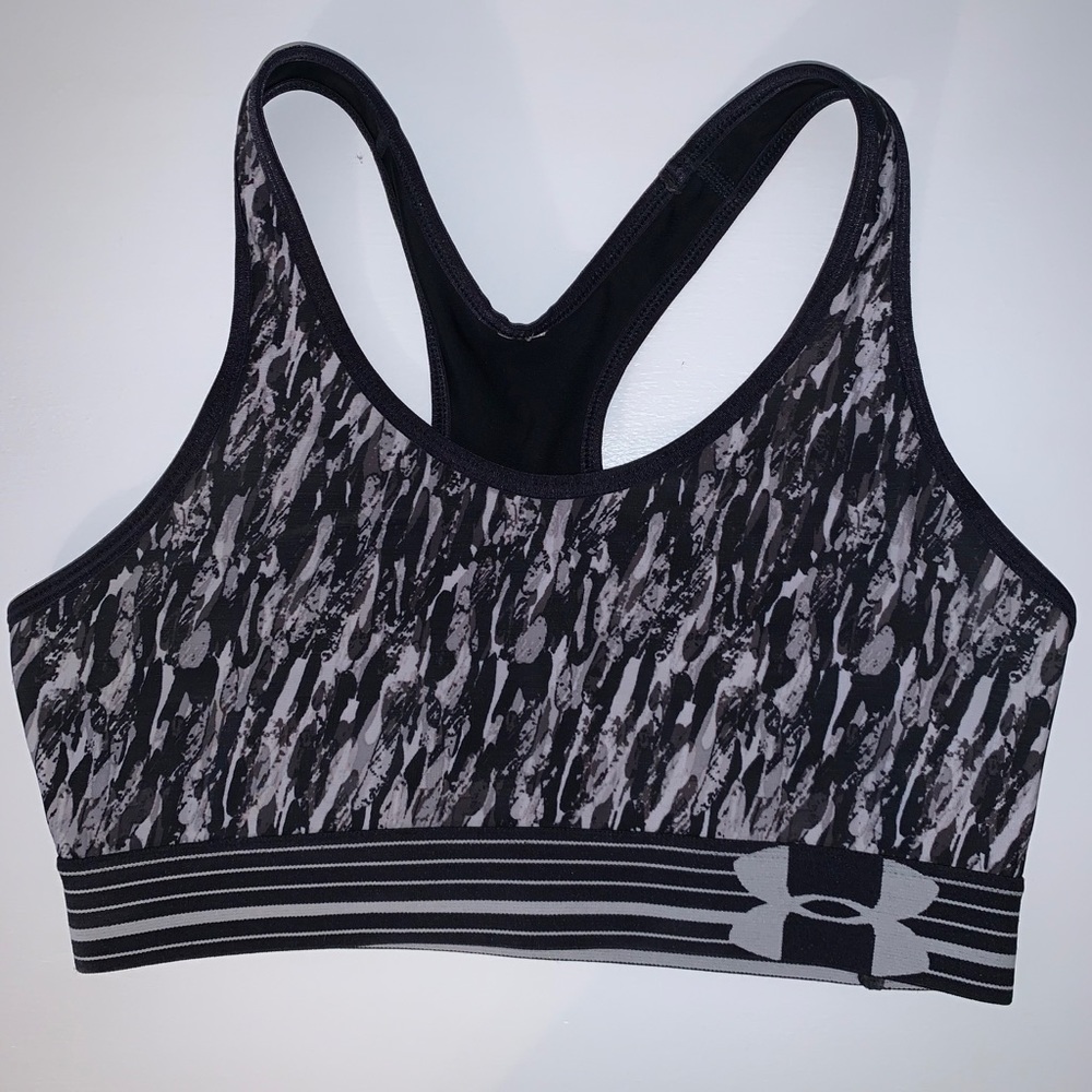 Under armor racer back sports bra
